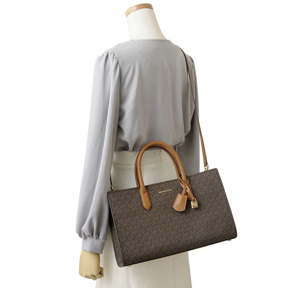 【マイケルコース/MICHAEL KORS】キーチャーム付きモノグラム柄手提げバッグ(2WAY)