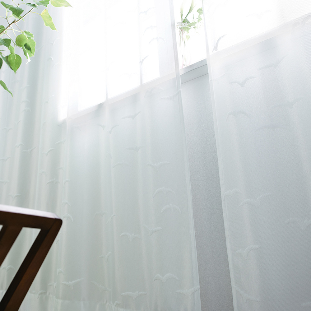 【フィンレイソン/Finlayson】【99サイズ】ふわふわ鳥モチーフが可愛らしい遮熱・ミラーレースカーテン