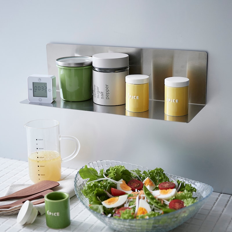 調味料のボトルやキッチンタイマーの置き場に