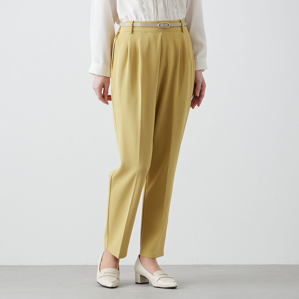 【ベルメゾン】ベルト付きジェラートカラーテーパードパンツ