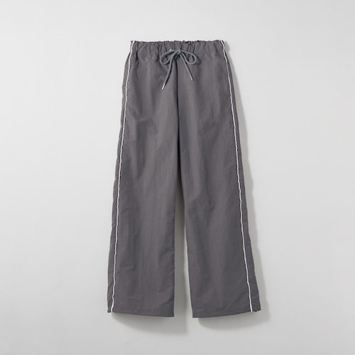 サイドラインナイロントラックパンツ（ウエスト調節可） 【子供ズボン】