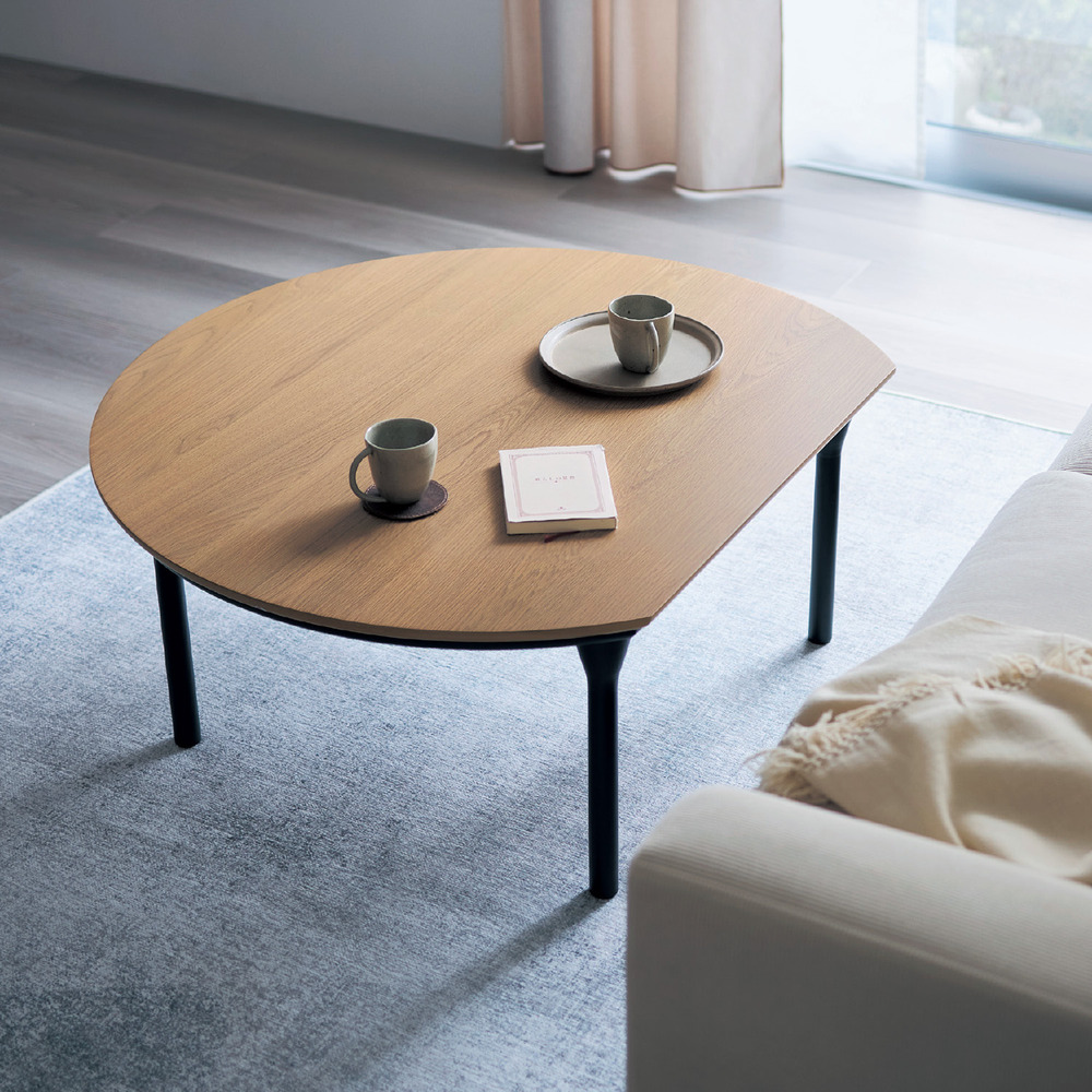 モダンデザインの半月形こたつテーブル モダンデザインの半月形こたつテーブル