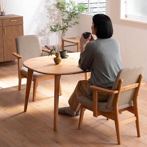 低めの高さでゆったりくつろげるダイニングテーブルシリーズ ＜テーブル・チェア＞