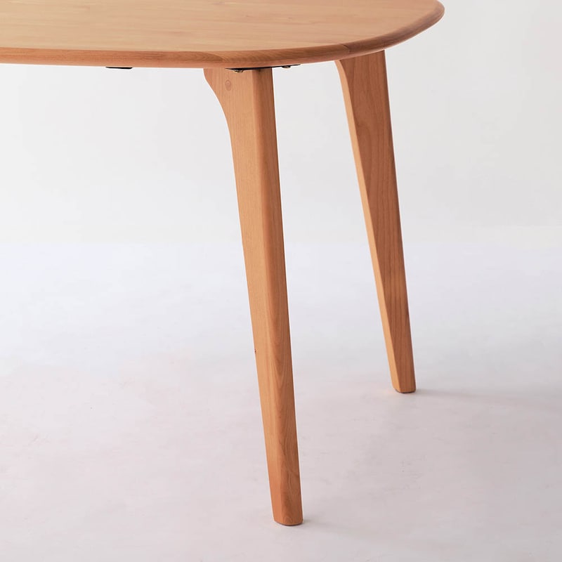 テーブル脚部アップ