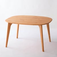 テーブル