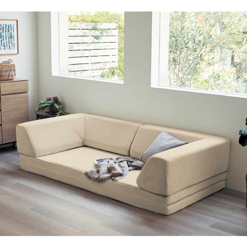 折りたたんで使えばコンパクト