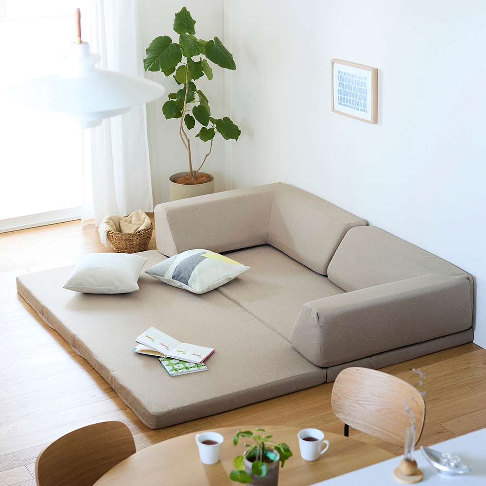 価格見直し】 2WAYで使える極厚ラグの折りたたみ式コーナーロー