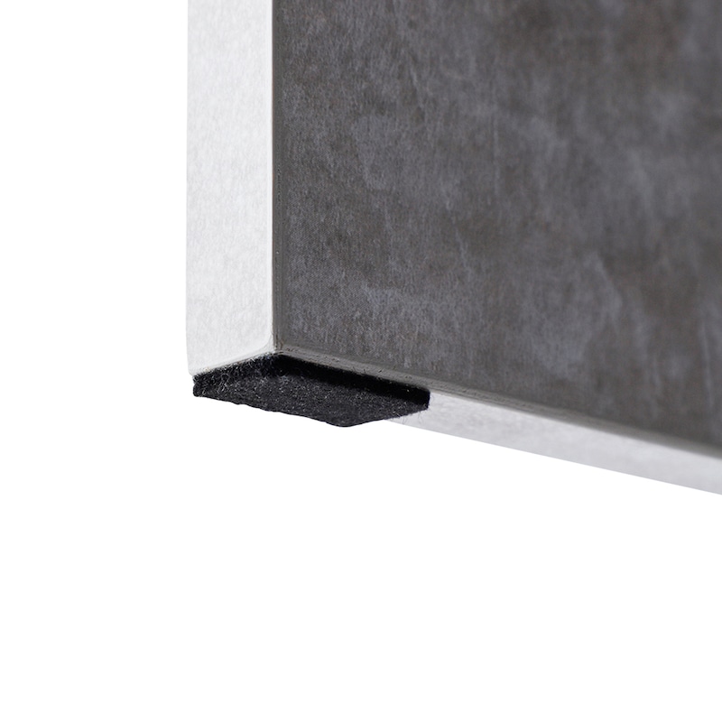 扉下のフェルト部アップ/A