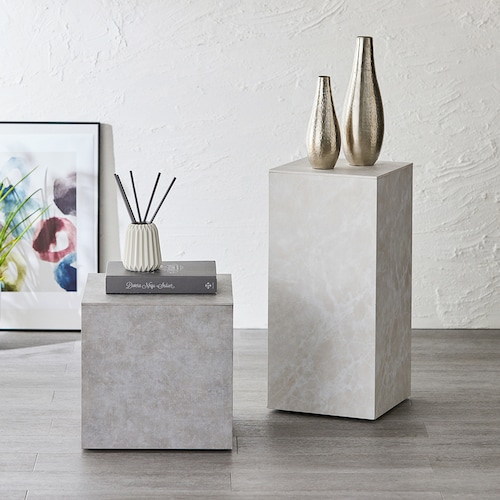 収納もできるストーン調キューブワゴン