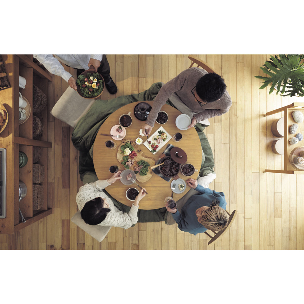 2WAYで使える円形ダイニングこたつテーブル【低くしても使える!】> <直径約100cm><2~4人用> 2WAYで使える円形ダイニングこたつテーブル【低くしても使える!】> <直径約100cm><2~4人用>