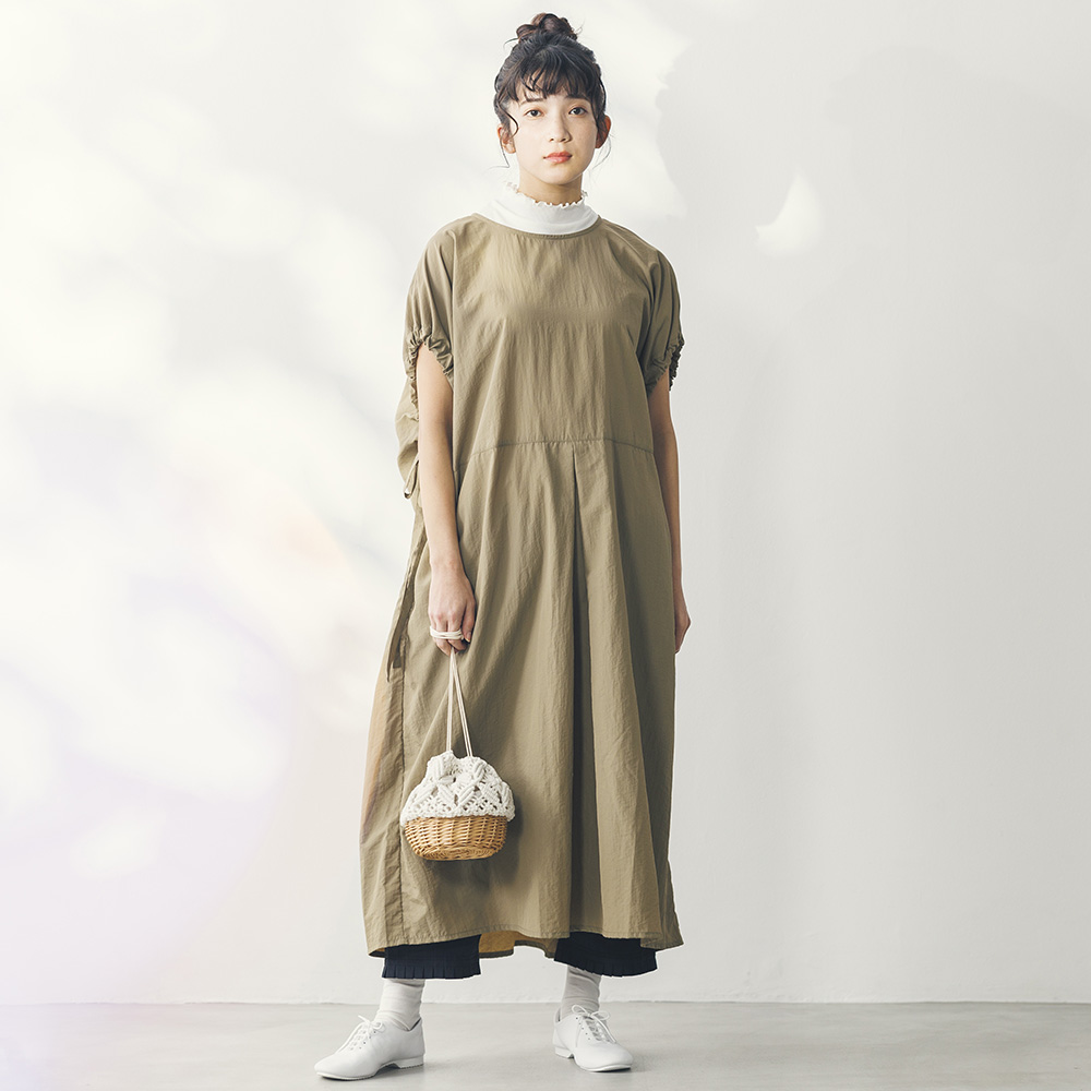 【プリュスボルメ/+borme】袖口リボンナイロンワンピース