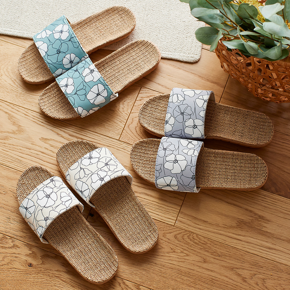 【ベルメゾン】フラワー柄の軽量スリッパ