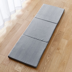 三つ折り（約５０×１５０cm）