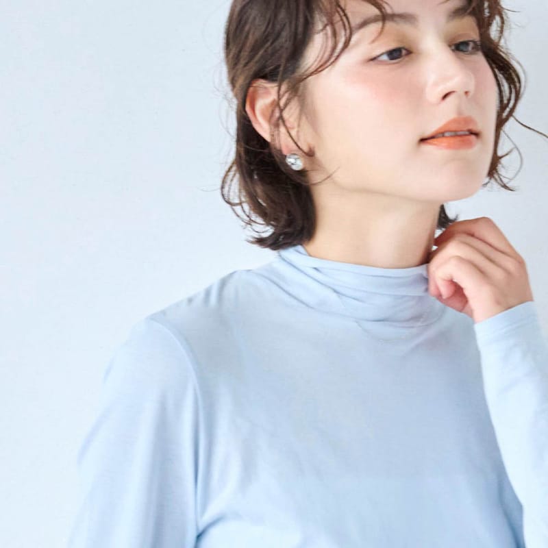 モデル身長162cm／M（ライトブルー）