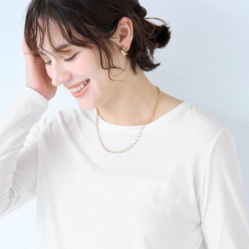 モデル身長162cm／M（オフホワイト）