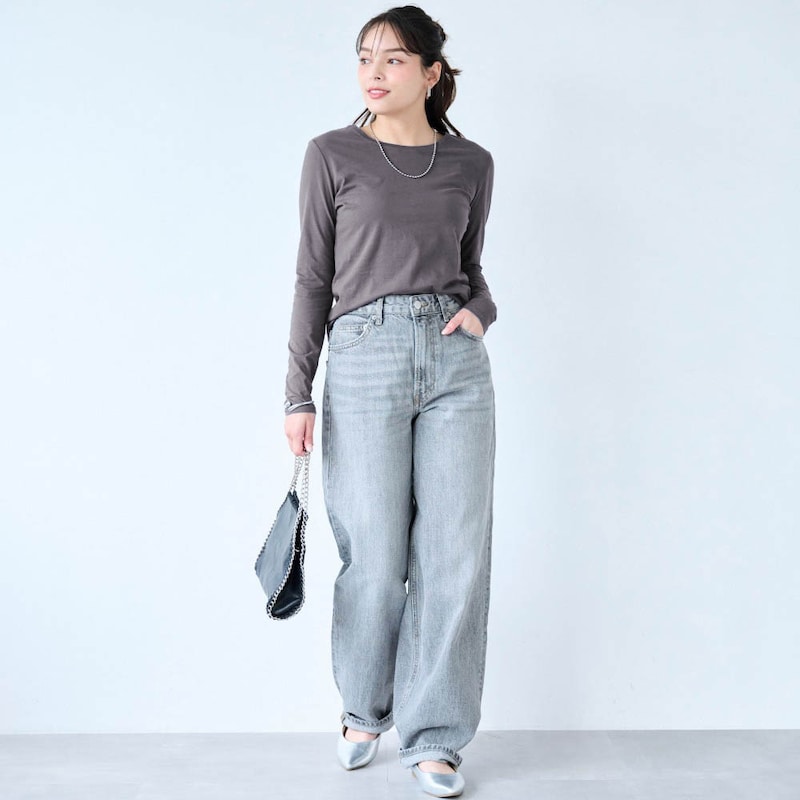 モデル身長161cm／M（チャコール）