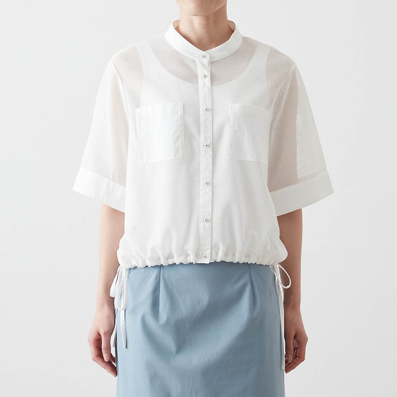 裾を絞ったシルエット