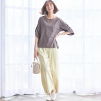 モデル身長169cm／M　※写真は撮影用のため股下+6cmになります。