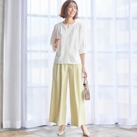 モデル身長169cm／M　※写真は撮影用のため股下+6cmになります。