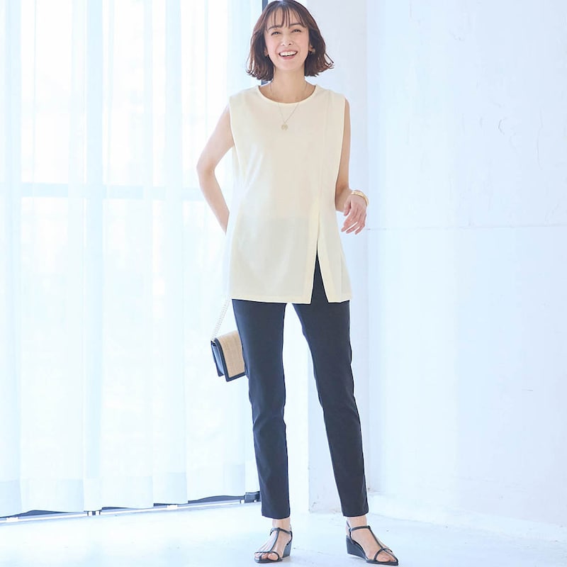 モデル身長169cm／M　※カットソーのみ着用
