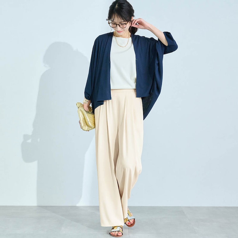モデル身長173cm／M　※写真は撮影用のため股下+6cmになります。パンツのみ着用