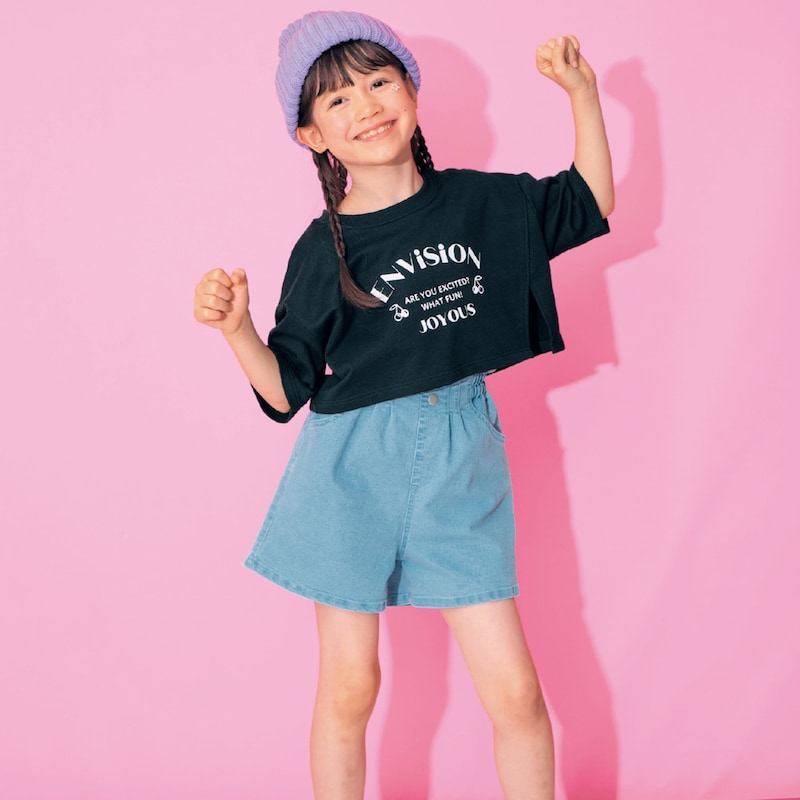 ブラック／モデル身長126cm・サイズ130