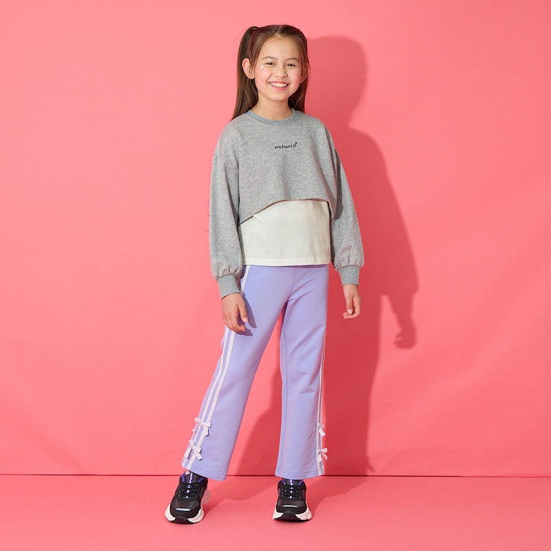 杢グレー／モデル身長133.5cm・サイズ130