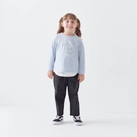 ブラック／モデル身長110cm・110サイズ着用