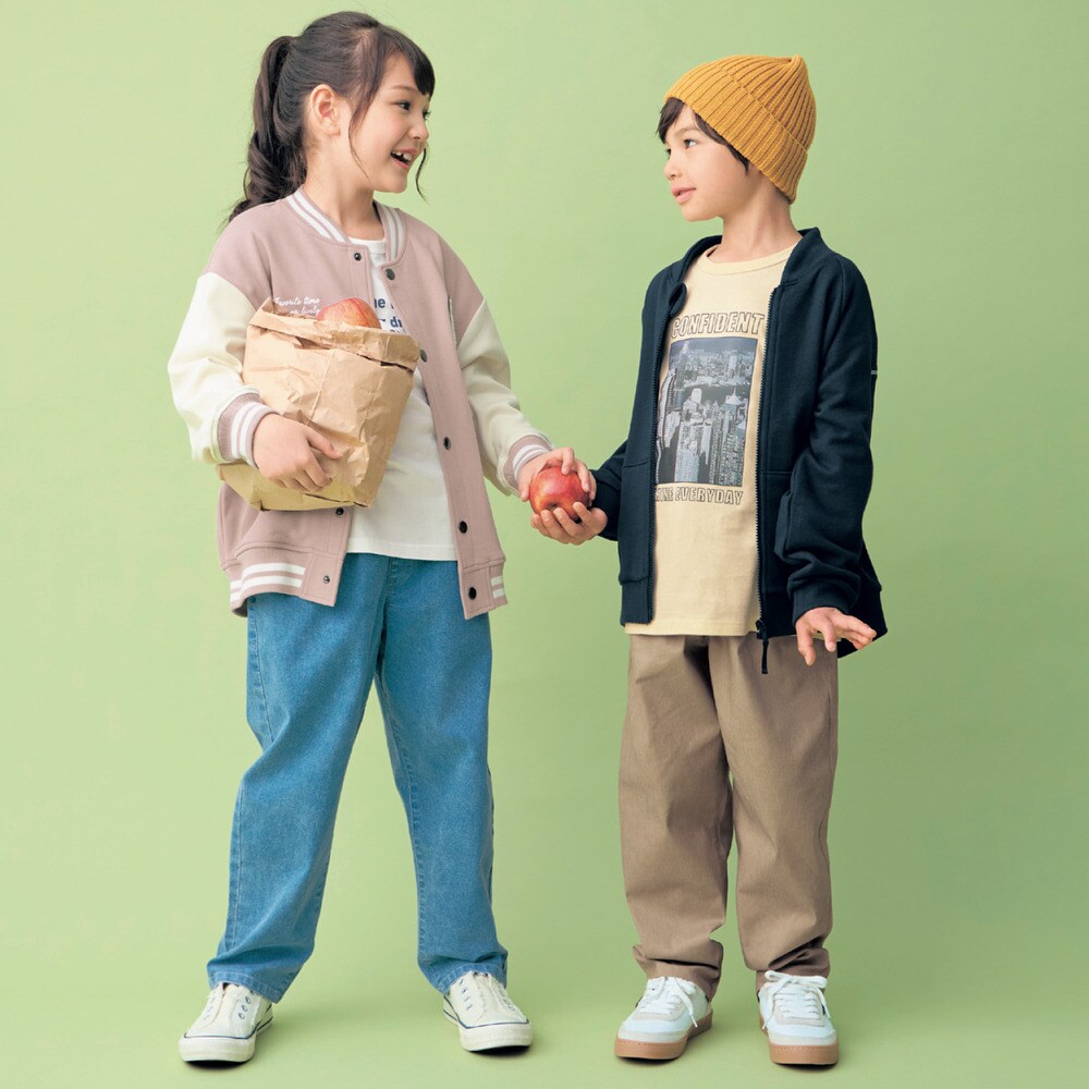 左)アイスブルー（デニム）／129cm・130、右)ベージュ／120cm、130