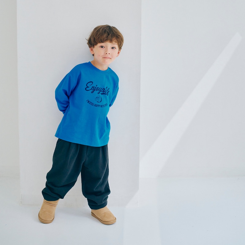 モデル身長106cm、110サイズ着用