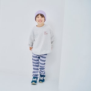 モデル身長105cm、110サイズ着用