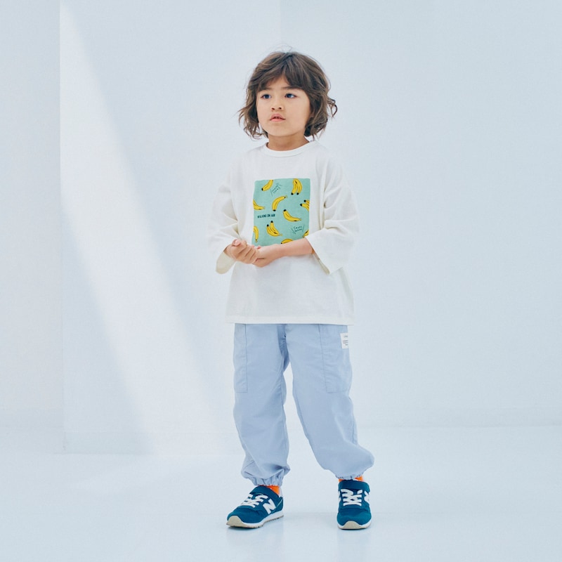 モデル身長109cm、110サイズ着用