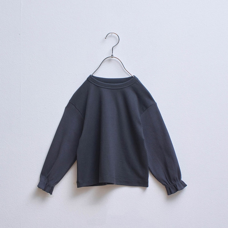 スミクロ　※こちらの画像が最も近いお色味です。