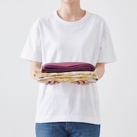 コンパクトに畳めて夏の旅行にも持ち運びしやすい♪