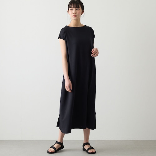 接触冷感フレンチスリーブワンピース