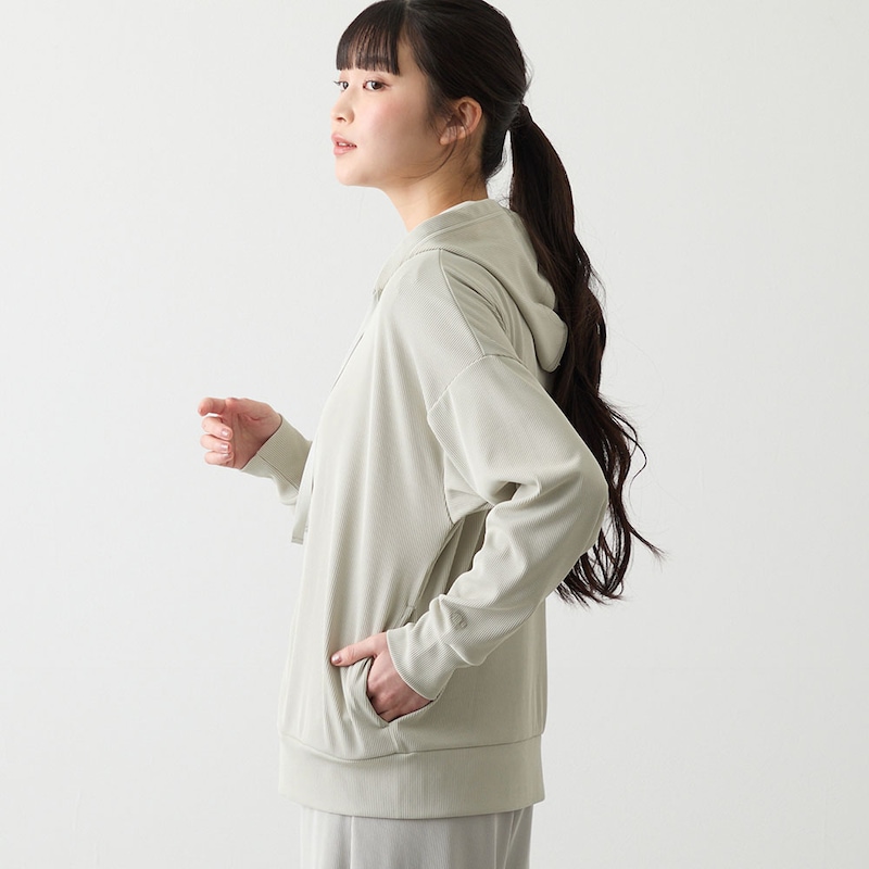 モデル身長166cm／Ｍ