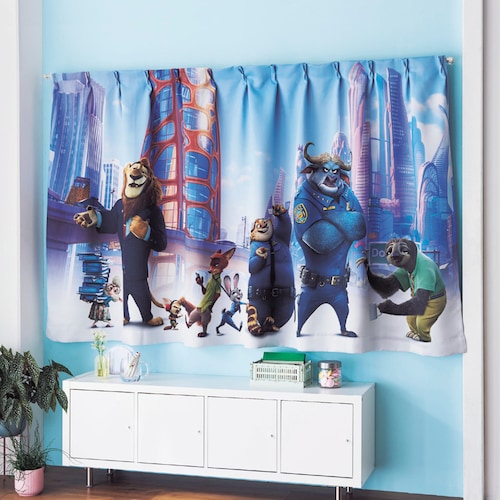 まるで映画館のような迫力。一枚仕立ての遮光・遮熱・形状記憶カーテン「ズートピア」（ディズニー/Disney）