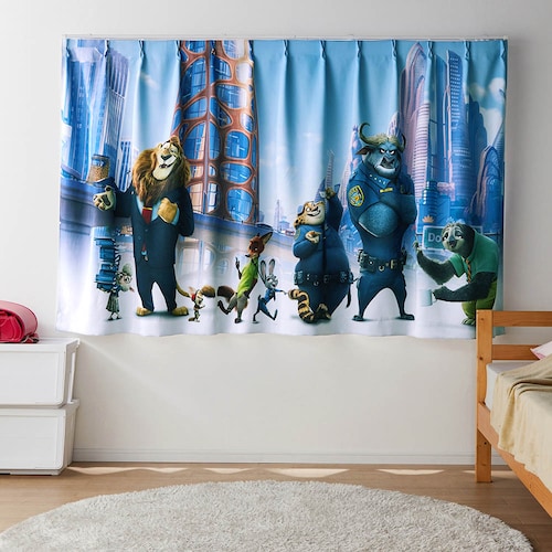 まるで映画館のような迫力。一枚仕立ての遮光・遮熱・形状記憶カーテン「ズートピア」（ディズニー/Disney）