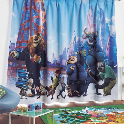 まるで映画館のような迫力。一枚仕立ての遮光・遮熱・形状記憶カーテン「ズートピア」（ディズニー/Disney）