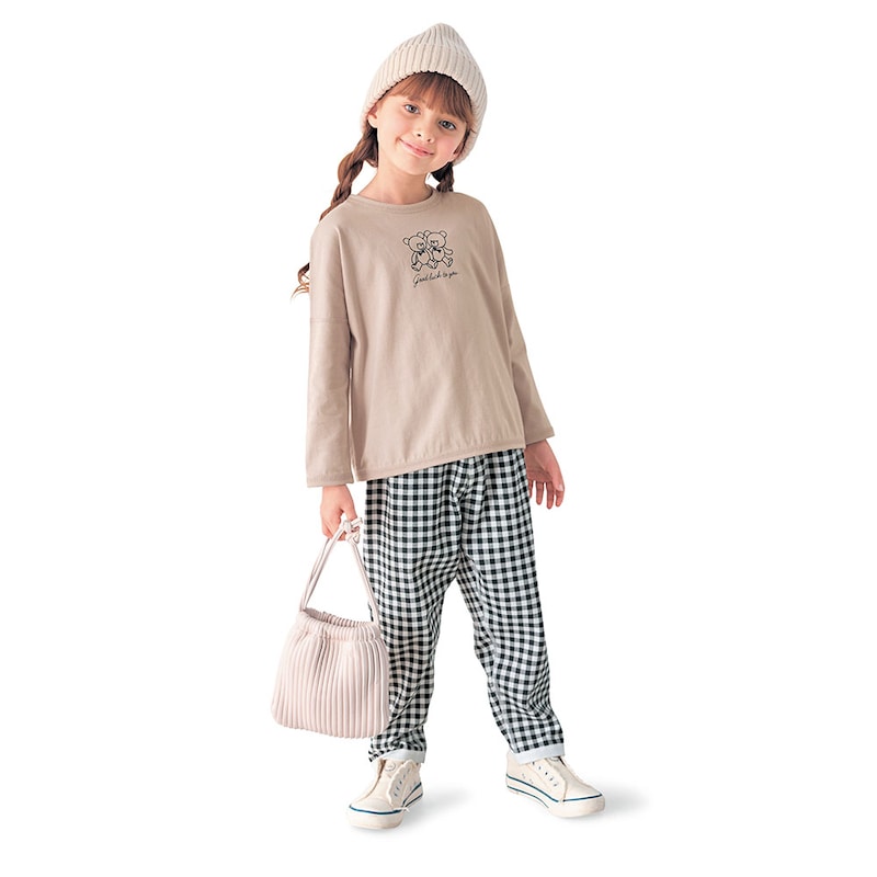 グレージュ／モデル身長114.5cm・サイズ110