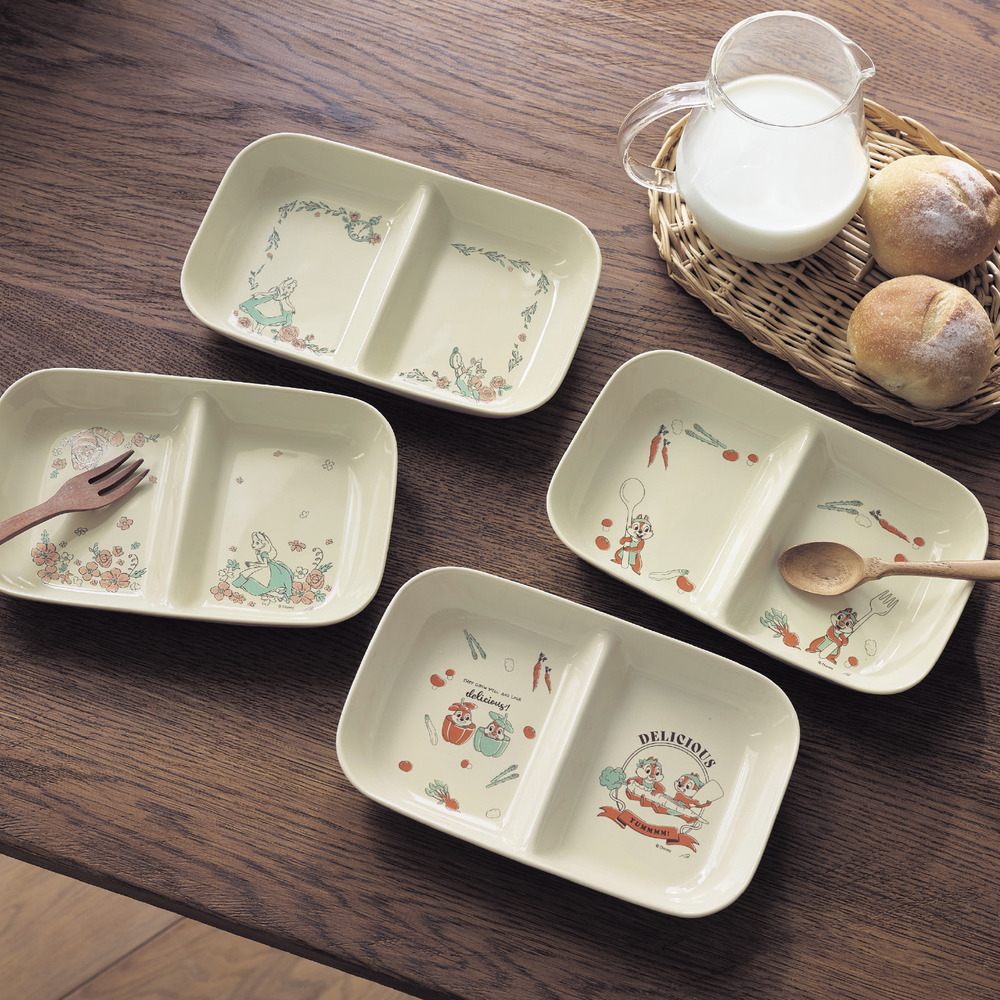 【ディズニー/Disney】洗い物が減る2つ仕切りのランチプレート(選べるキャラクター) 【ディズニー/Disney】洗い物が減る2つ仕切りのランチプレート(選べるキャラクター)