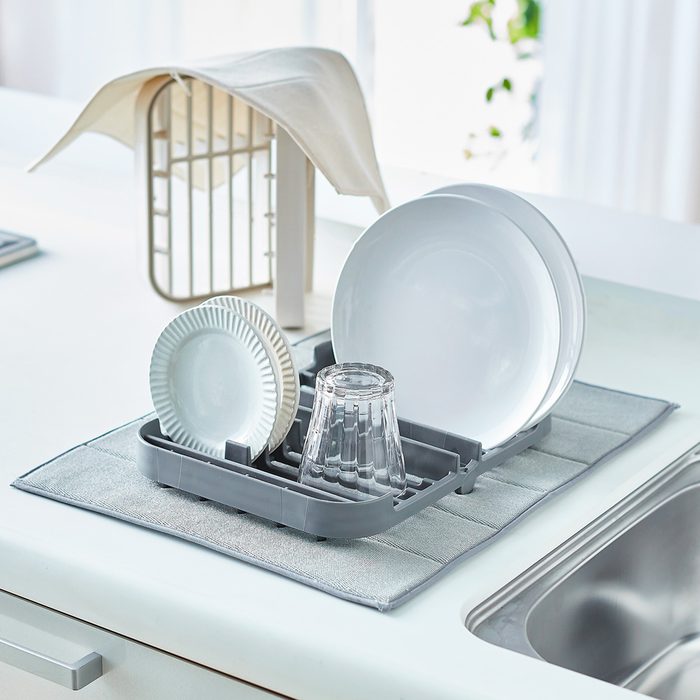 【ベルメゾン】コンパクトに乾かせる。たためる水切りラック(吸水マット付き) 【食洗機対応】