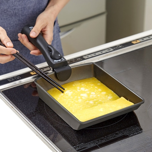 多層コートで焦げ付きにくい着脱ハンドル式玉子焼き器