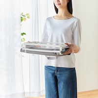 フレームを取り出せばコンパクトに！