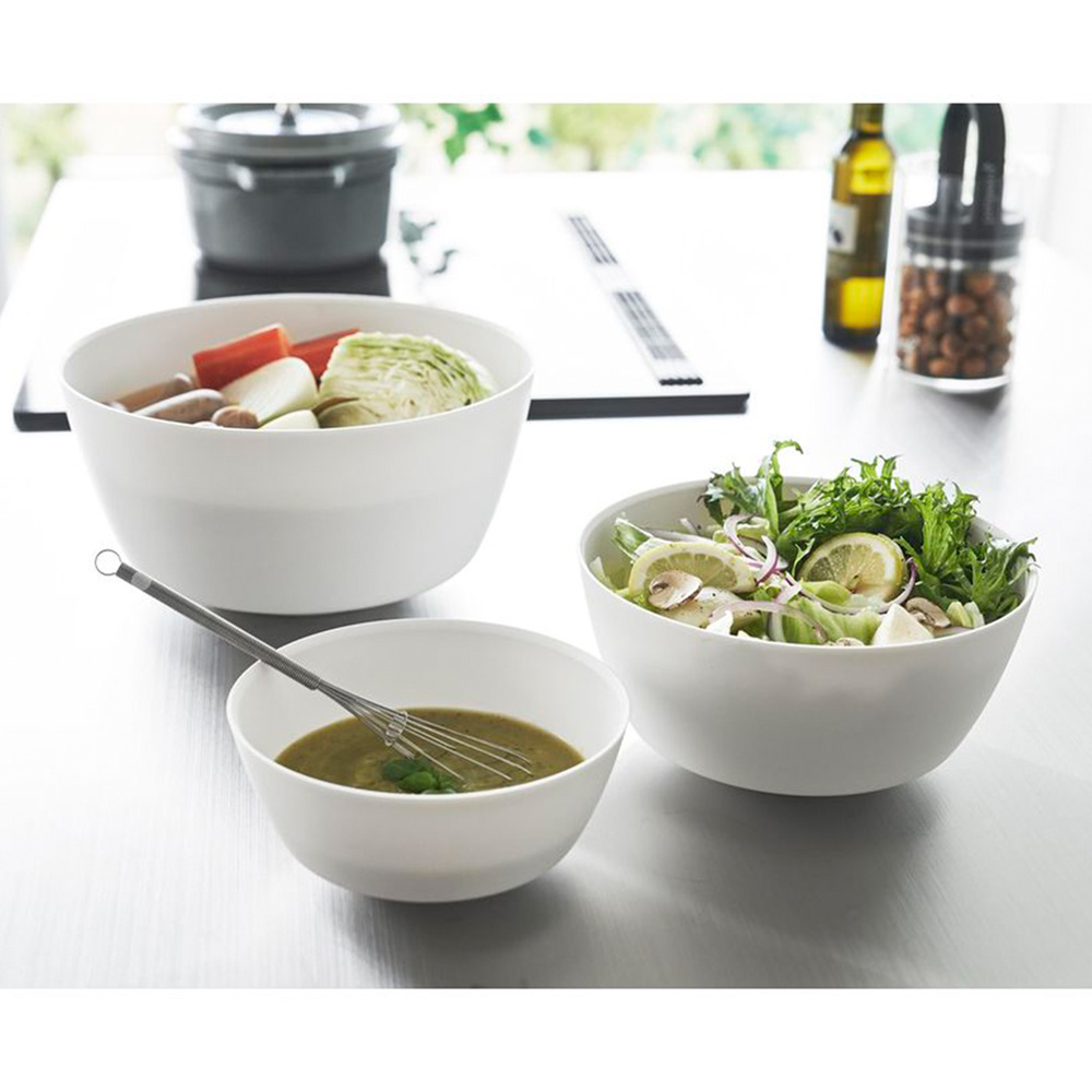 【タワー/tower】傾けて混ぜやすい調理ボウル 【タワー/tower】傾けて混ぜやすい調理ボウル