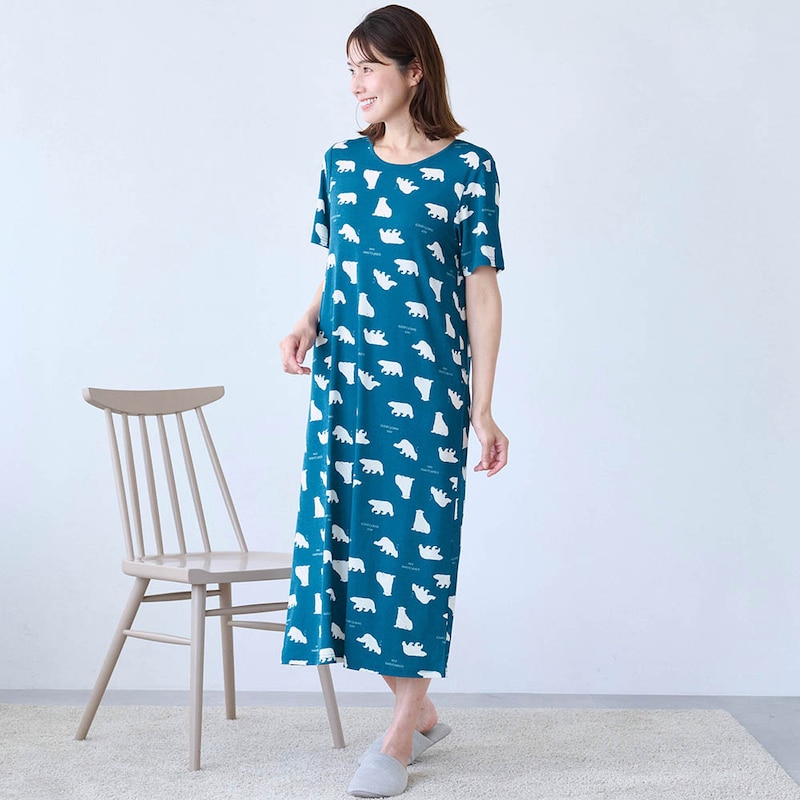 ダークグリーン