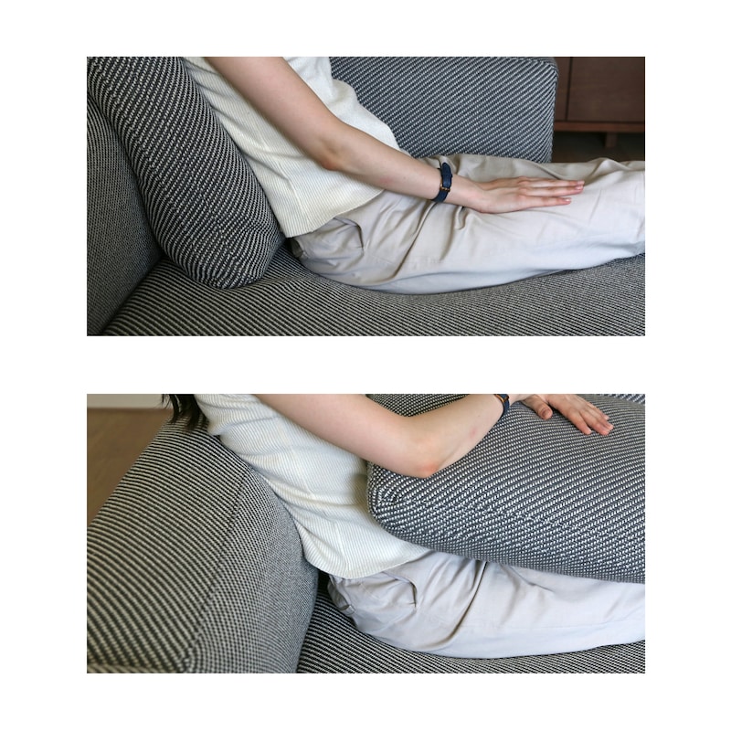 しっかりとしたサイズのクッション　グレー