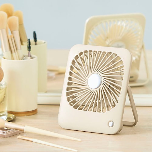 置き・掛け２WAYで使えるコンパクトスリムファン 【充電式】