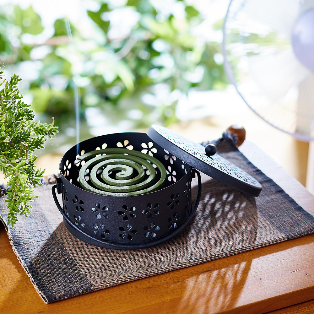 【ベルメゾン】桜デザインのアイアン蚊取り線香ホルダー