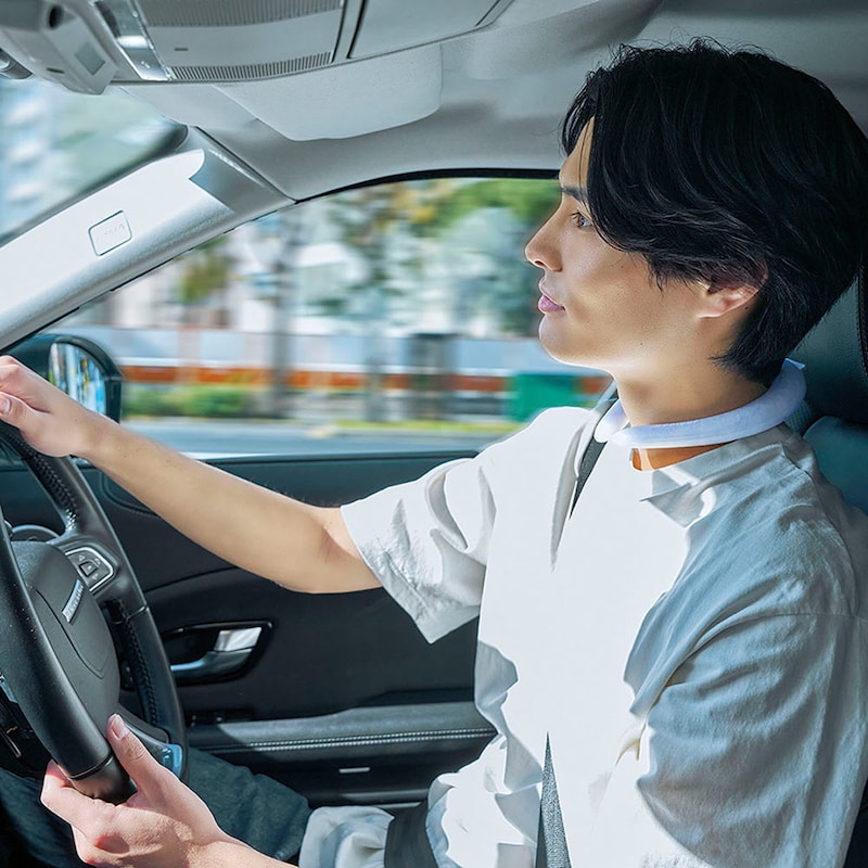 車の運転時に